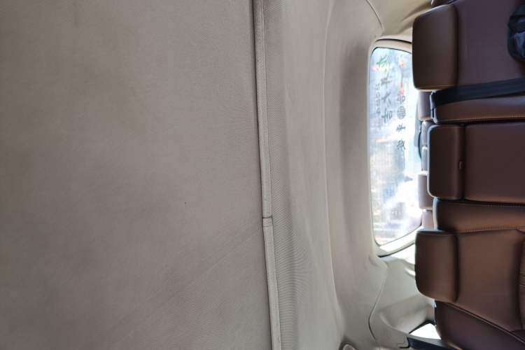 Used BYD S7 2015 2.0T Upgraded Automatic Luxury Version
