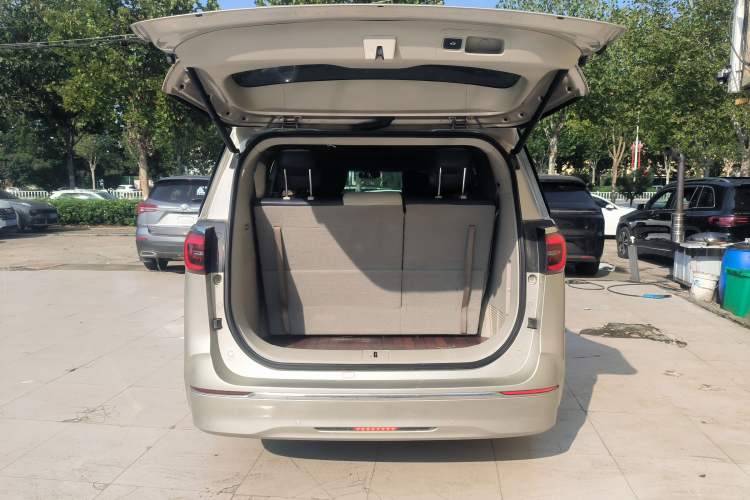 Used Buick GL8 2020 ES Land Cruiser 653T Comfort Edition
