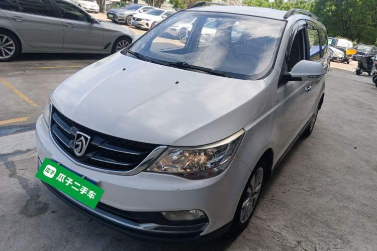 Used Baojun 730 2016 1.5L Manual Comfort Version 7 Seats China V Emission Standard
