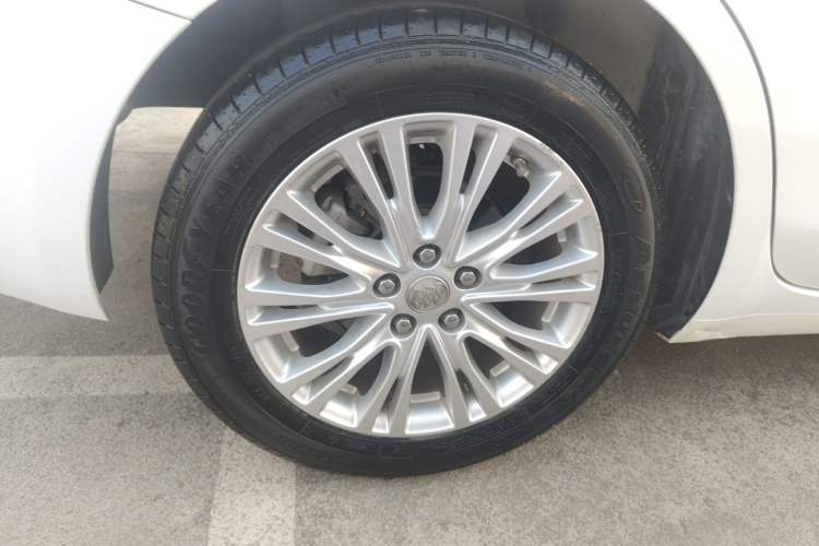 Used Buick GT 2017 15N Automatic Elite Version
