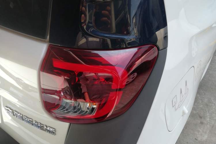 Used Chery Little Ant 2022 Restyled Version Sweet Pink Edition Half-Sugar Version 30.6 kWh 30 kW 301 km
