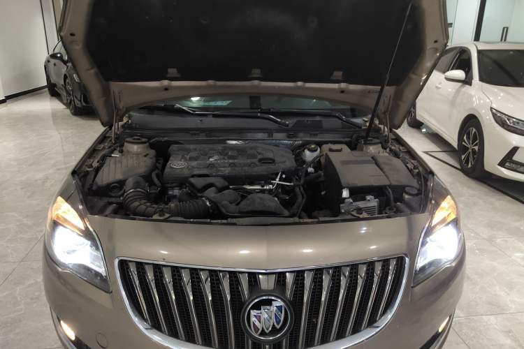 Used Buick Regal 2015 2.0L Leading Fashion Edition
