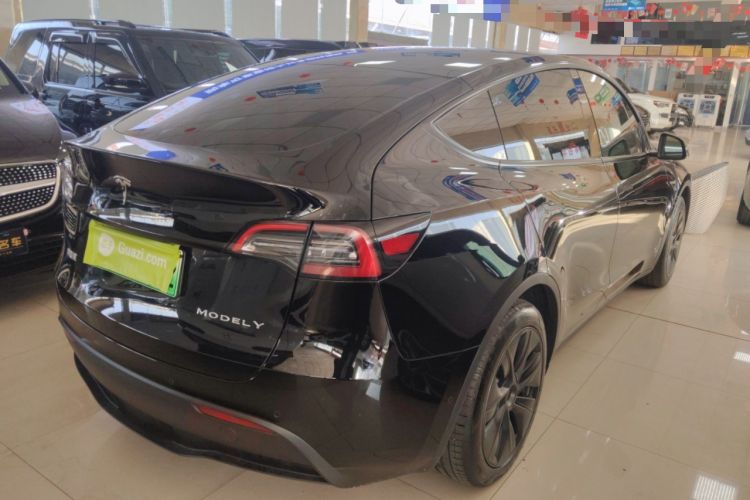 Used Tesla Model Y 2023 Rear-Wheel-Drive Version