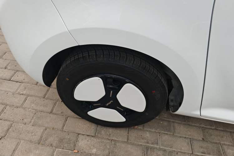 Used  Lumin 2022 210km Sweet Edition
