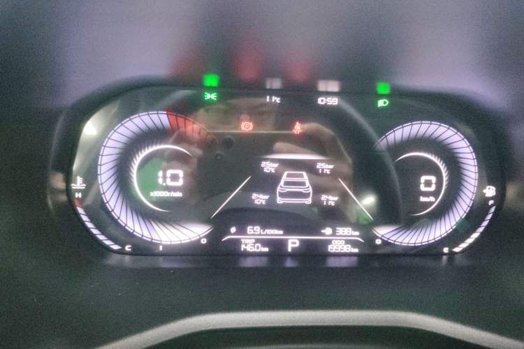 Used Geely Auto Emgrand 2023 4th Generation Champion Edition 1.5L CVT Prestige Model
