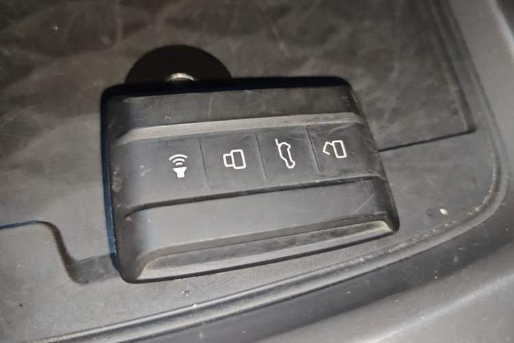 Used Tank 300 2023 2.0T Iron Rider 02
