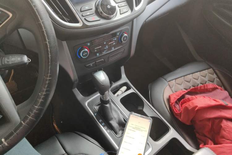 Used Ford Kuga 2017 EcoBoost 180 Two-Wheel-Drive Elite Trim