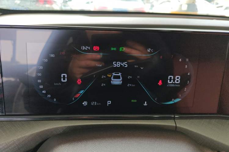 Used Changan Eado 2025 PLUS 1.4T Dual-Clutch High-Energy Version
