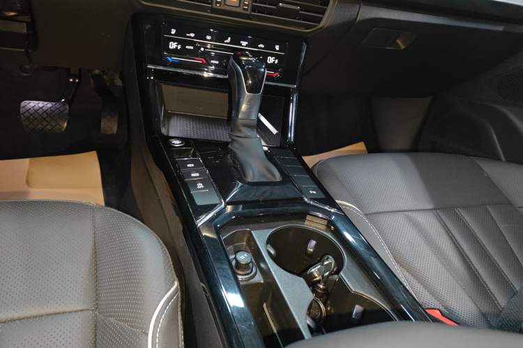 Used Volkswagen Passat 2024 380TSI Elite Edition
