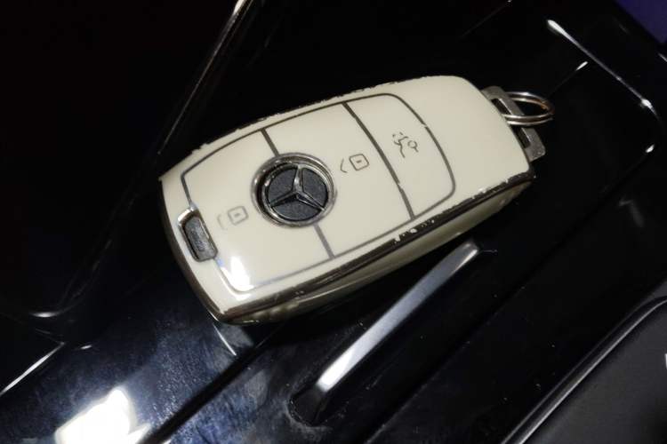 Used Mercedes-Benz A-Class 2022 Revised Version A 200 L Sport Sedan Fashionable Style