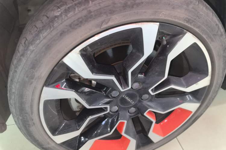 Used Lynk & Co 06 2021 1.5T Shero Pink Special Edition