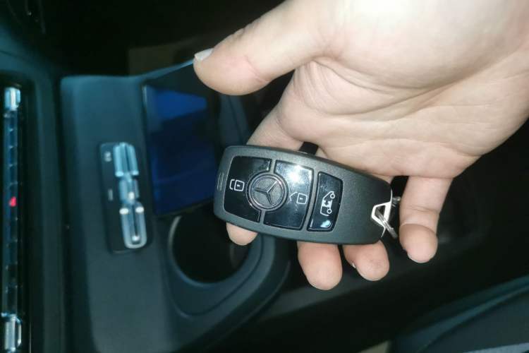 Used Mercedes-Benz Vito 2024 2.0T Business Version 7 Seats