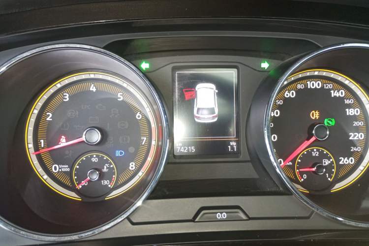 Used Volkswagen Tiguan L 2019 Updated Version 330TSI Automatic Two-Wheel Drive Panoramic Comfort Edition China VI Standard