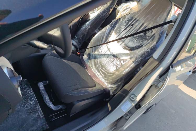 Used Wuling Bingo 2024 203km Light Edition
