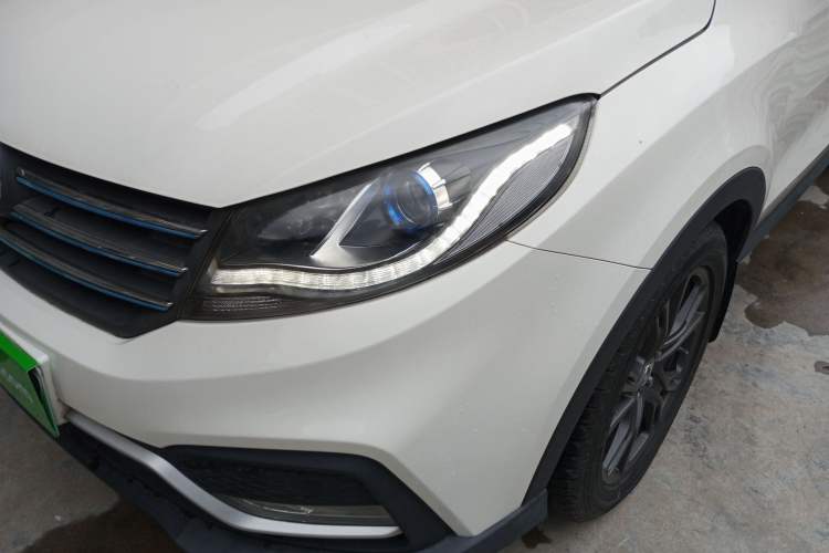 Used Dongfeng Fengon 580 New Energy 2019 1.8L PHEV Zhihao Model 7 Seats
