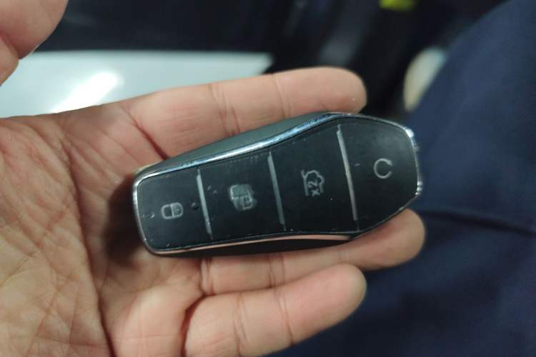 Used BYD Seal 06 New Energy 2024 DM-i 120KM Luxury Model
