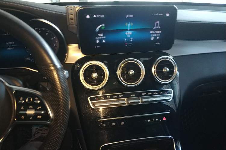 Used Mercedes-Benz GLC Coupe 2020 GLC 260 4MATIC Coupe SUV