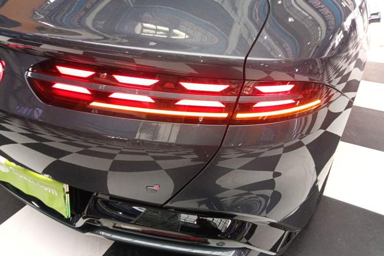 Used Denza Z9 2024 1100 km All-Wheel-Drive Ultra Version