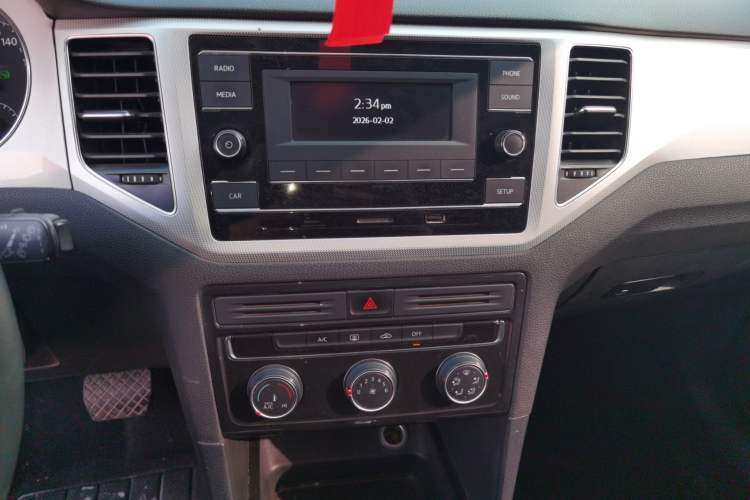 Used Volkswagen Golf Sportsvan 2019 1.6L Automatic Pure Model China V Standard
