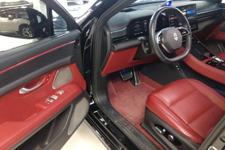 Used Hima AITO M5 2024 Extended-Range Max Rear-Wheel Drive Advanced Intelligent Driving Version