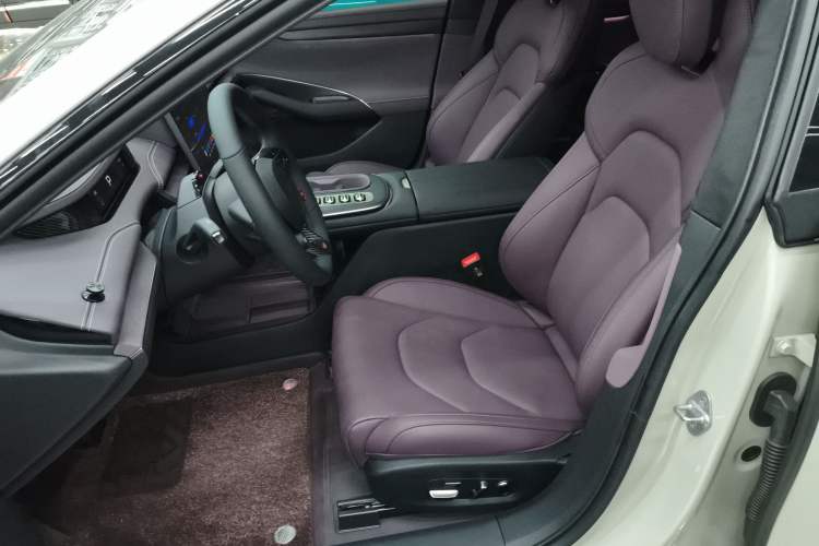 Used  SU7 2024 Four-Wheel Drive Ultra-Long Range Advanced Intelligent Driving Max Edition