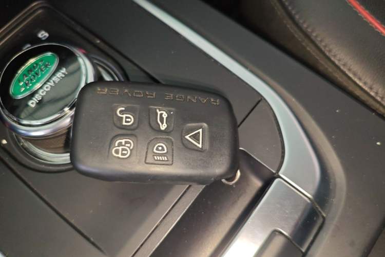 Used Land Rover Discovery Sport 2019 240 PS SE Dynamic Version China VI Standard