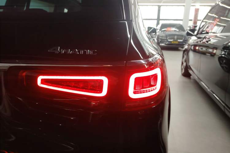 Used Mercedes-Benz GLS 2021 GLS 450 4MATIC Stylish Model
