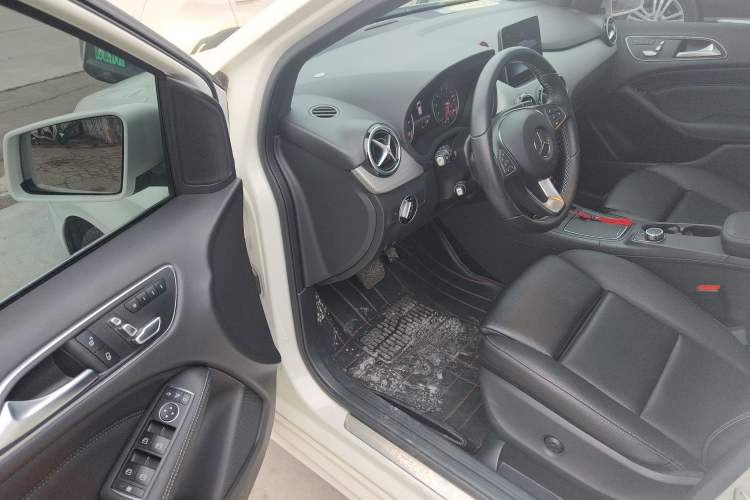 Used Mercedes-Benz B-Class 2018 B 200 Fashion Model
