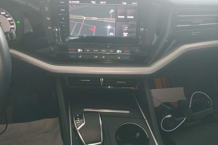 Used Volkswagen Touareg 2019 2.0 TSI Flagship Edition China VI
