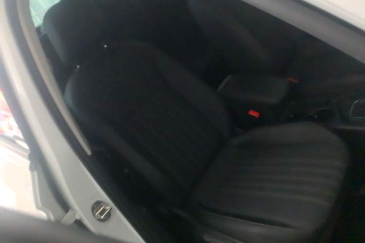 Used Volkswagen Tiguan L 2023 330TSI Automatic Two-Wheel Drive Comfort Edition