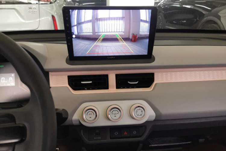 Used Chery QQ Ice Cream 2022 120km Milkshake Phosphate Lithium-Iron
