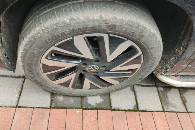 Used Volkswagen Tayron 2023 330TSI Two-Wheel-Drive R-Line High-Energy Version
