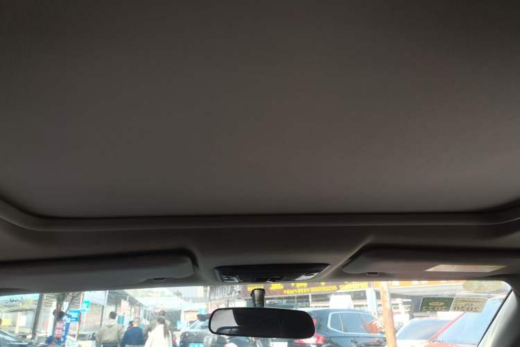 Used Honda Vezel 2017 1.8L CVT Front-Wheel Drive Pioneer Edition