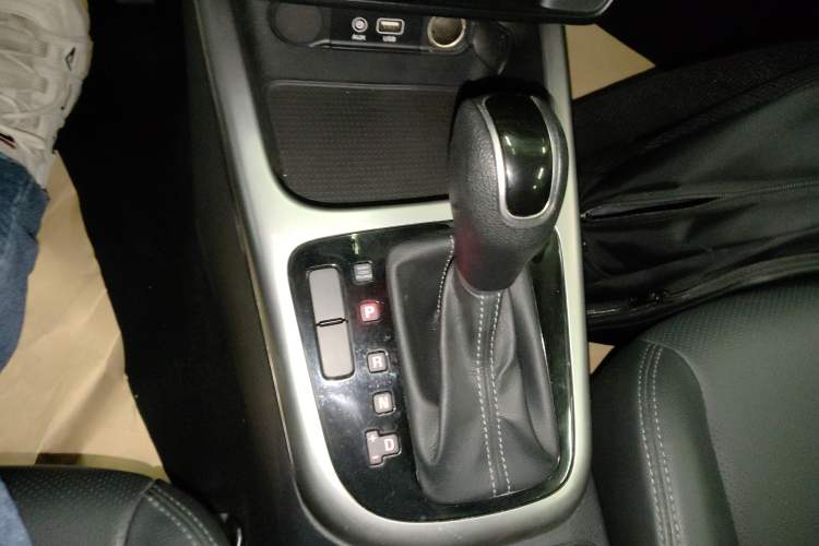 Used Kia KX3 2017 1.6L Automatic Aoya Version
