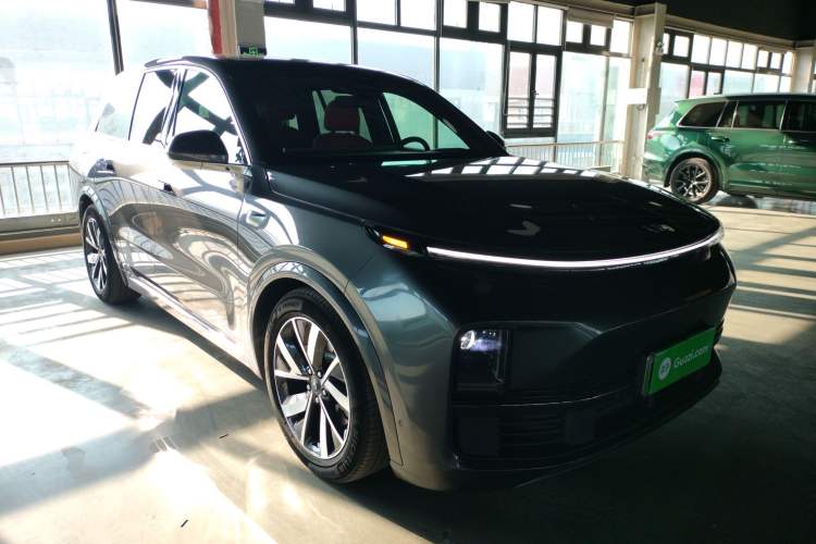 Used Li Auto L8 2023 Pro Model
