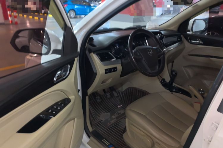 Used Baojun 730 2016 1.5T Manual Luxury Edition 7 Seats
