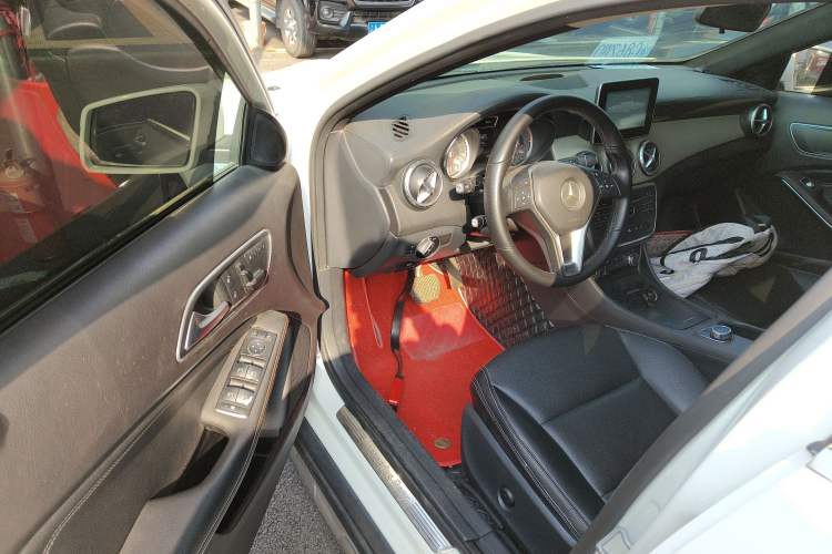 Used Mercedes-Benz GLA 2016 GLA 200 Fashion Model