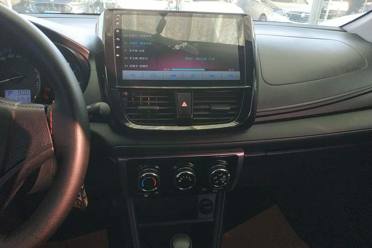 Used Toyota YARiS L 2016 Revised 1.5E CVT Charming Edition