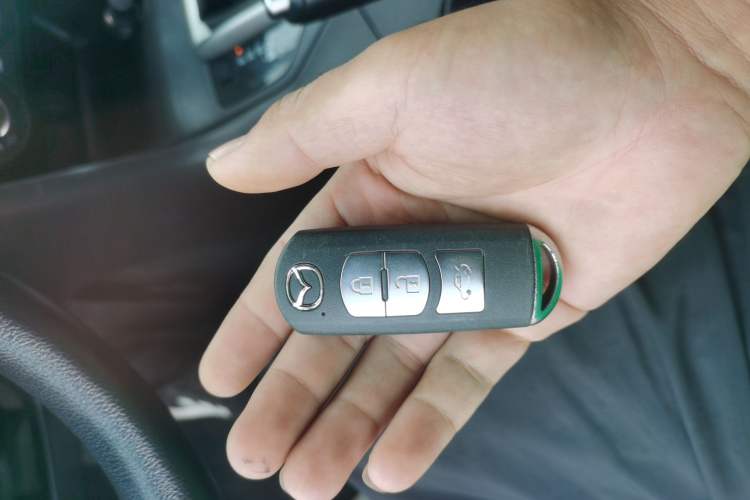 Used Mazda Mazda 3 Axela 2017 Sedan 1.5L Automatic Comfort Model Emission Standard China V
