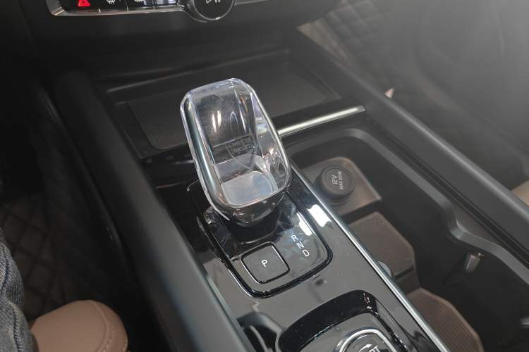 Used Volvo XC60 2026 B5 4x4 Smart Luxury Edition
