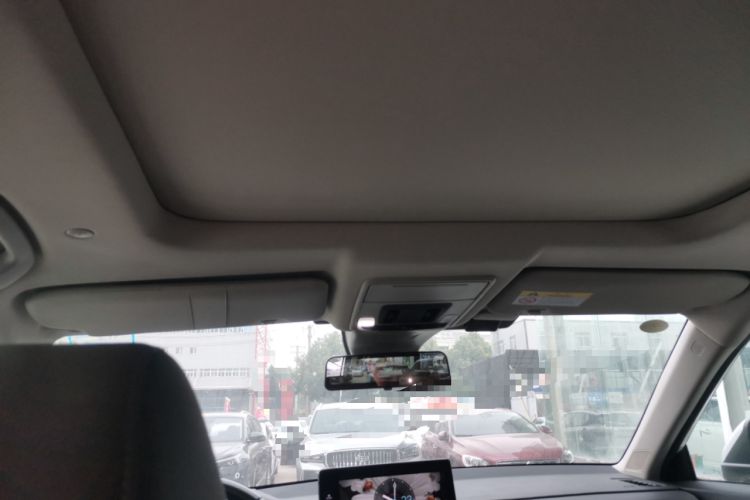 Used Honda CR-V 2023 240TURBO Two-Wheel Drive Deluxe Edition 7 Seats
