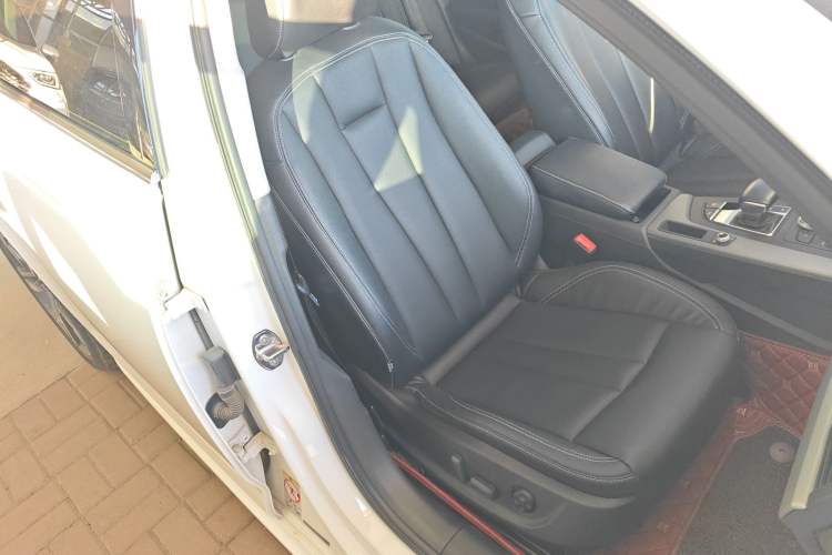 Used Audi A4L 2018 30th Anniversary Edition 40 TFSI Trendy Model
