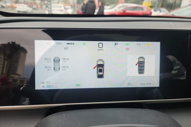 Used BYD Qin L 2025 DM-i Smart Drive 120KM Leading Model
