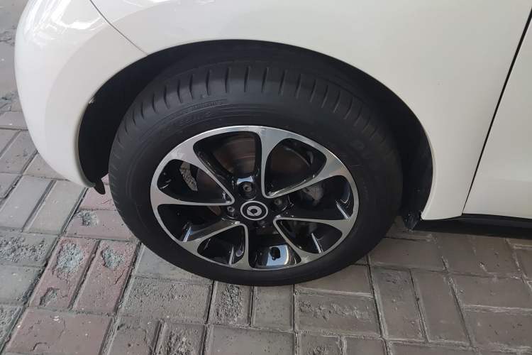 Used  forfour 2016 1.0L 52 kW Passion Edition