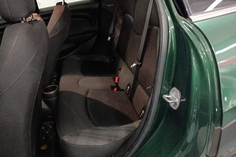 Used  MINI 2016 1.5T COOPER Five-Door Edition
