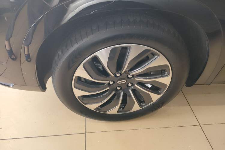 Used Hima AITO M7 2024 1.5T Rear-Drive Plus Version 5 Seats
