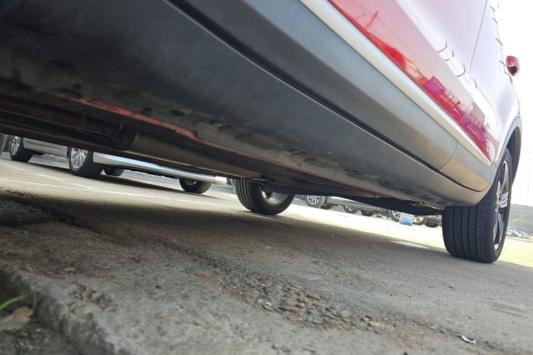 Used MG ZS 2020 Global Bestseller with 1.5L Engine Manual Transmission and a Massive 65-Inch Panoramic Sunroof Version
