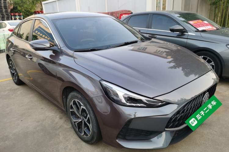 Used MG 5 2022 180 DVVT CVT Youth Luxury Edition
