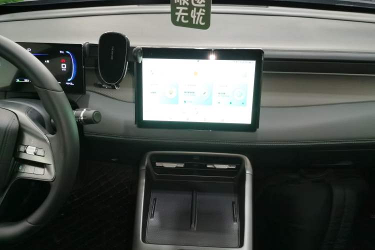 Used BYD Qin PLUS 2025 DM-i Smart Drive 55KM Leading Model
