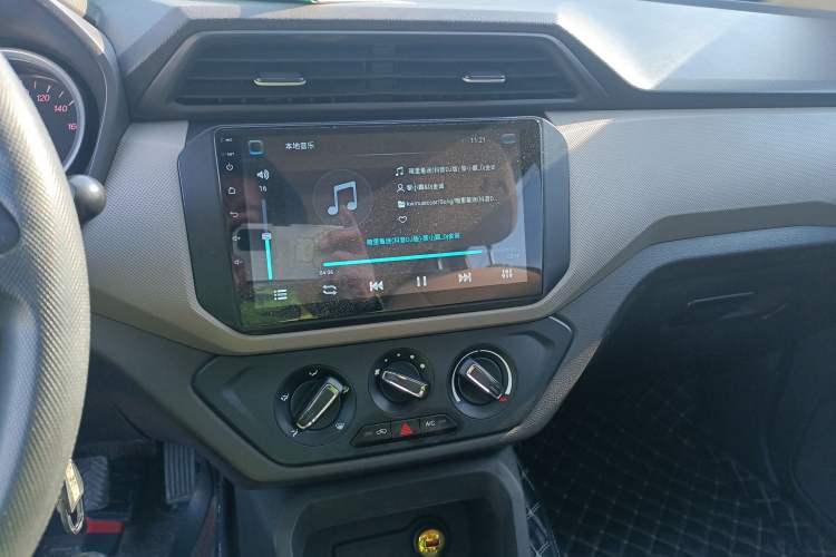 Used Wuling Hongguang 2019 1.5L S Standard Version China VI LAR
